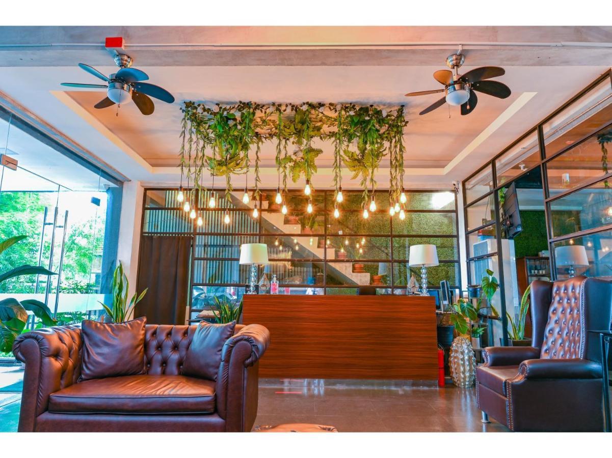 Capital O 890 Nami Hotel Tagaytay 大雅台 外观 照片
